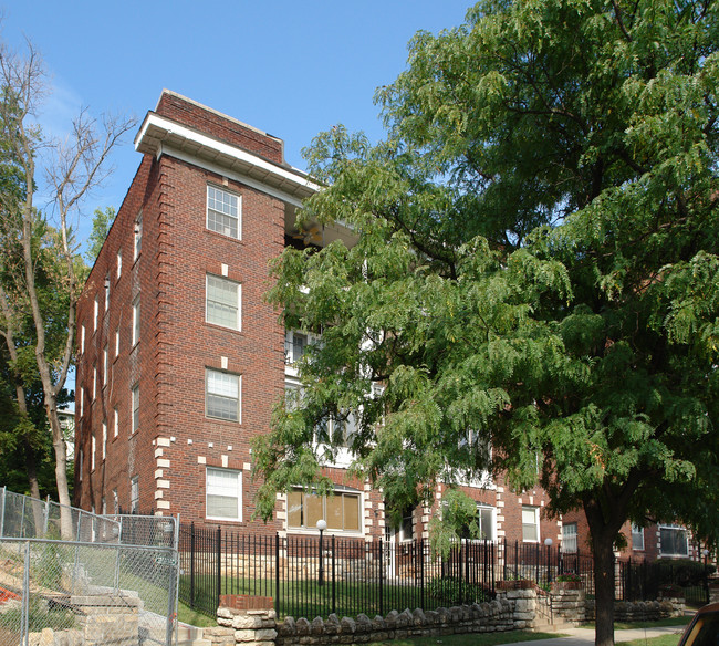 Flamingo in Kansas City, MO - Foto de edificio - Building Photo