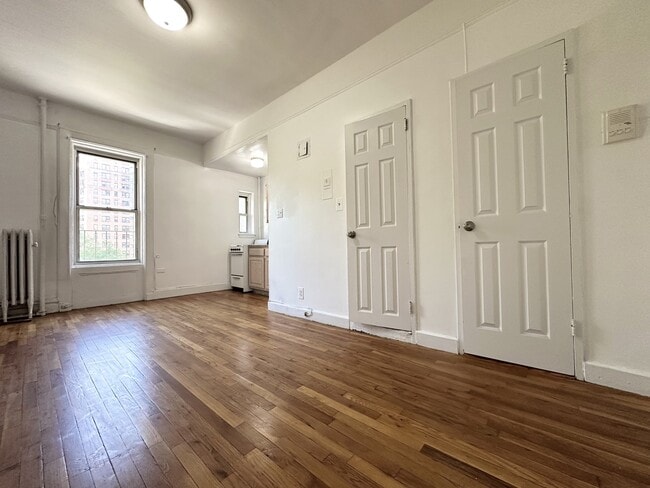 property at 936 West End Ave