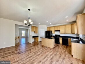 23412 Winemiller Way in Clarksburg, MD - Building Photo - Building Photo