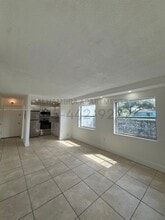 3100 W Flagler St in Miami, FL - Building Photo - Building Photo