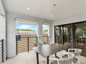 1134 71st St in Miami Beach, FL - Building Photo - Building Photo