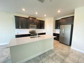 4442 Seven Canyons Dr in Kissimmee, FL - Building Photo - Building Photo
