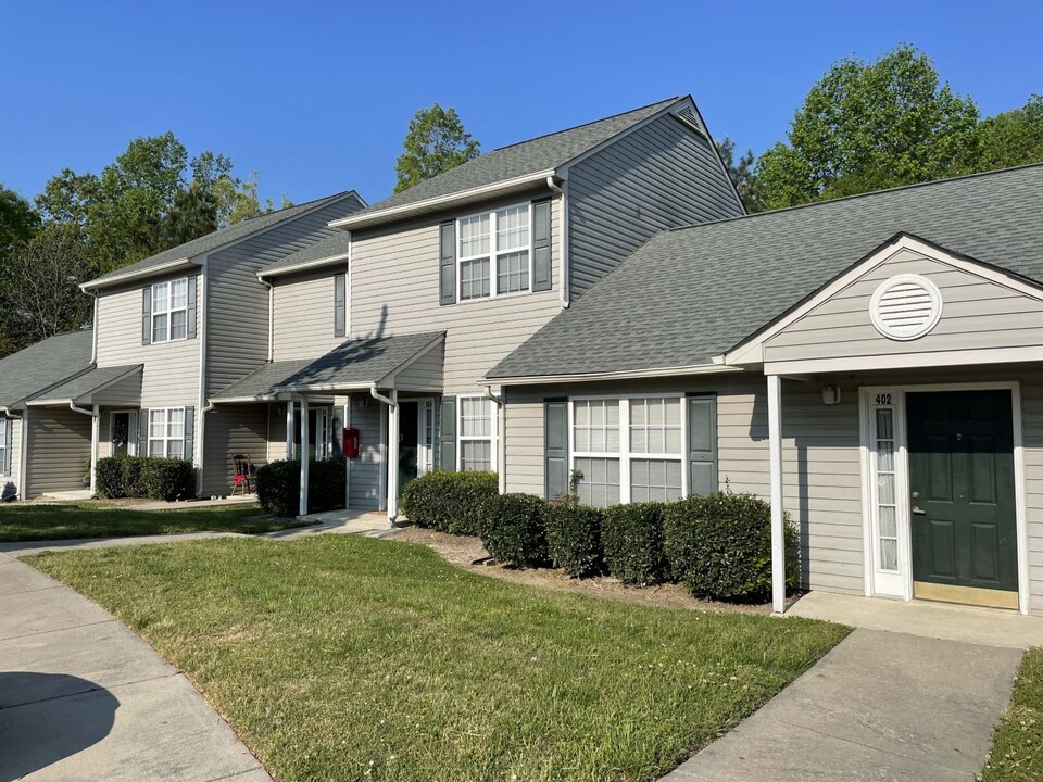 Park Place Apartments in Knightdale, NC - Building Photo