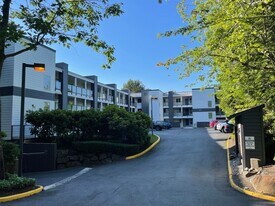 410 2nd Ave S in Kirkland, WA - Building Photo