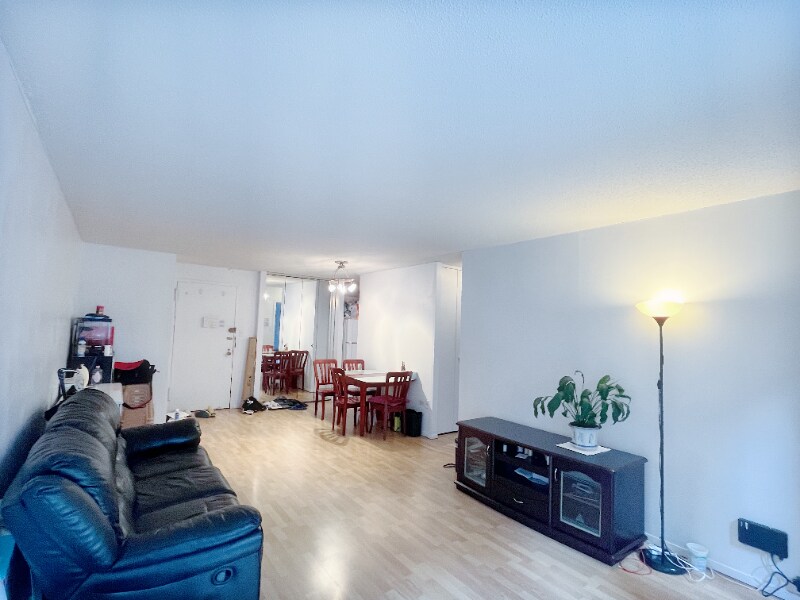 90 Gold St in New York, NY - Building Photo