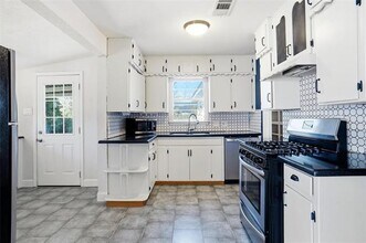 5801 Posey Ln in Fort Worth, TX - Building Photo - Building Photo