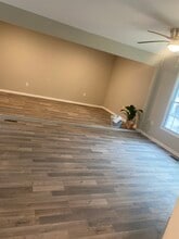 755 Cascade Dr in Forest Park, GA - Building Photo - Building Photo