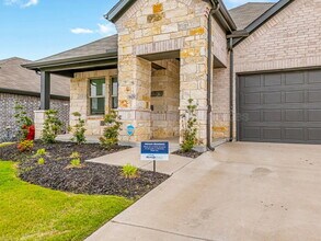 2200 Dunbar Dr in Sherman, TX - Building Photo - Building Photo