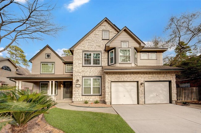 property at 18 Candle Pine Pl