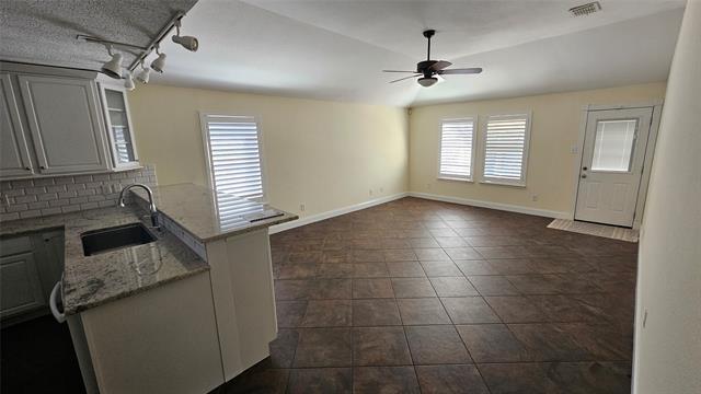 9209 Whistlewood Dr in Fort Worth, TX - Building Photo - Building Photo