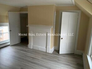 15 Elm St in Bangor, ME - Building Photo - Building Photo