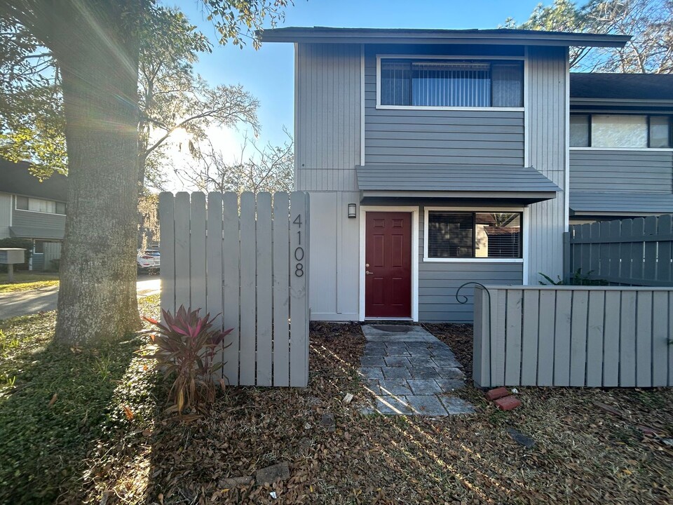 4108 NW 43rd Terrace in Gainesville, FL - Building Photo