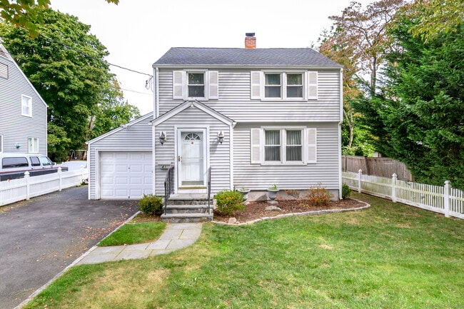 41 Blaine St