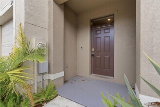 424 Newmont Cir in Ruskin, FL - Building Photo - Building Photo