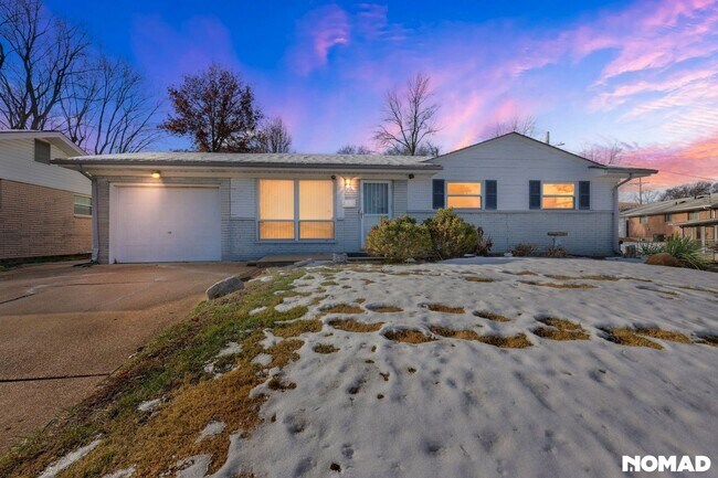 1550 Moellering Dr in Florissant, MO - Building Photo - Building Photo