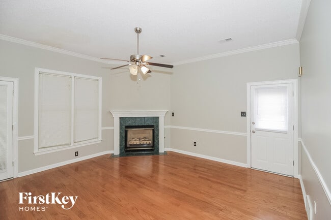 719 Gable Ln in Collierville, TN - Foto de edificio - Building Photo