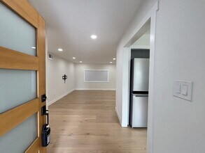1691 Crescent Dr in Walnut Creek, CA - Foto de edificio - Building Photo