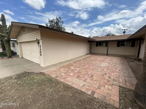 3409 E Mountain View Rd in Phoenix, AZ - Building Photo - Building Photo