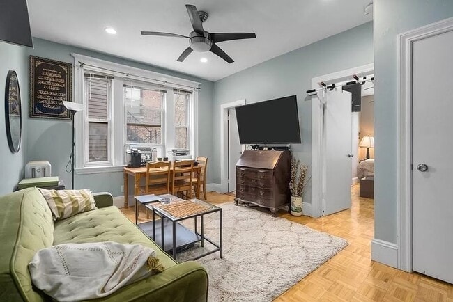 56 Park Vale Ave, Unit 1 in Boston, MA - Building Photo - Building Photo