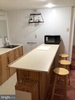 1307 Fairlakes Pl in Bowie, MD - Building Photo