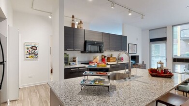 The Trend at 51 in Phoenix, AZ - Building Photo - Building Photo
