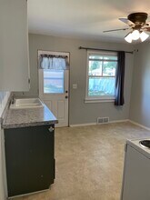 1904 Goff Ave, Unit 1904 in Eau Claire, WI - Building Photo - Building Photo