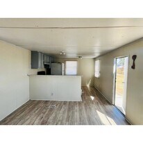 314 Mark Rd in Dillon, SC - Building Photo