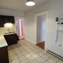 5201 Snowdon Rue in Montréal, QC - Building Photo - Building Photo