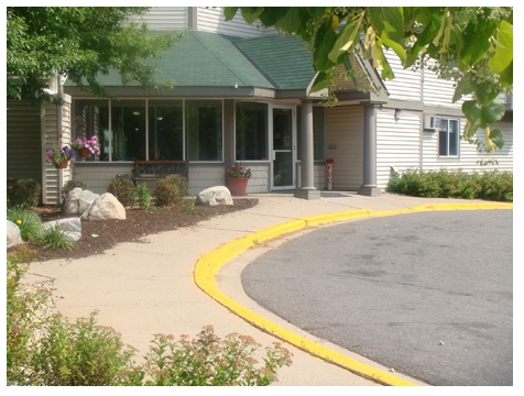 Emerald Pointe in New Hope, MN - Building Photo - Building Photo