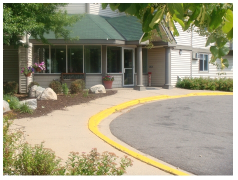 Emerald Pointe in New Hope, MN - Foto de edificio - Building Photo