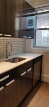 109 Queensberry St, Unit 11 in Boston, MA - Foto de edificio - Building Photo