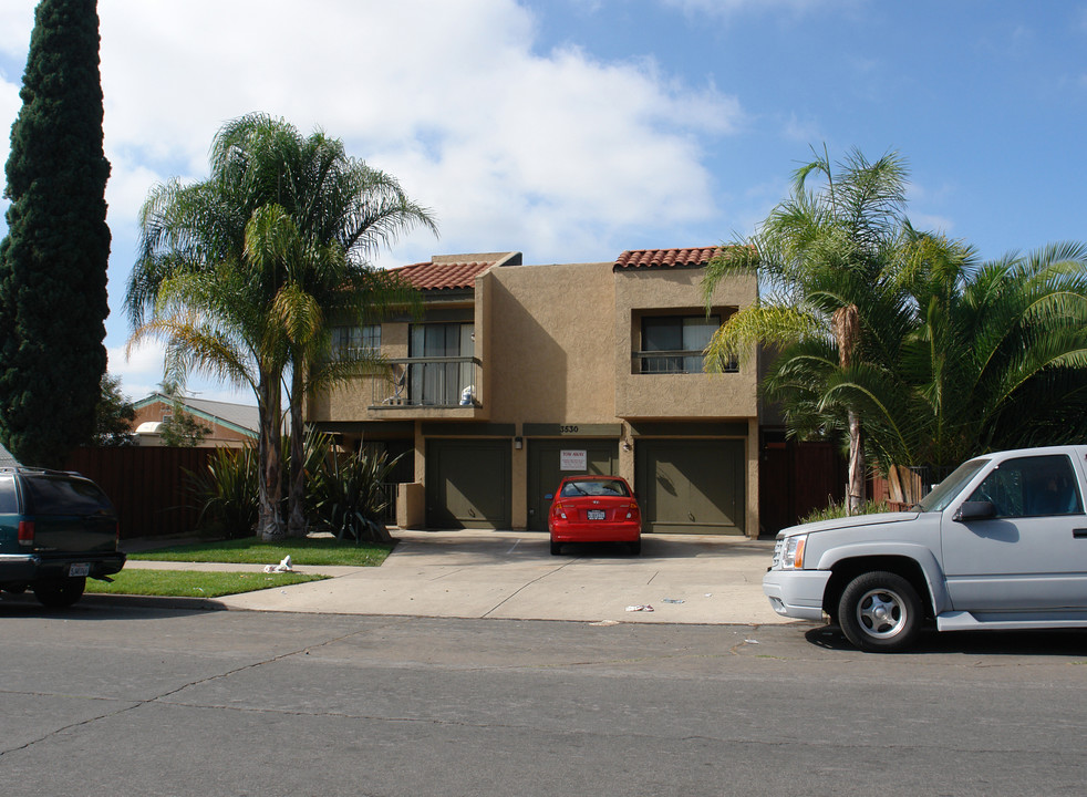 3530-3532 N 42nd St in San Diego, CA - Foto de edificio