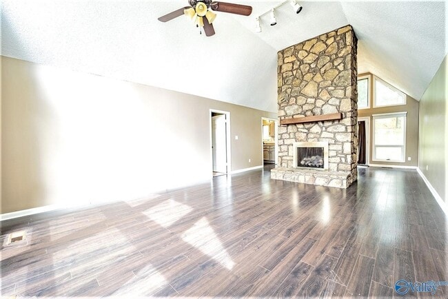 710 Crestview Dr in Madison, AL - Building Photo - Building Photo