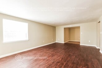 130 Willow Ave in Altamonte Springs, FL - Foto de edificio - Building Photo