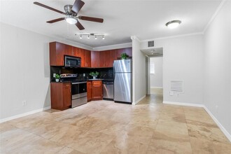 1856 NE 46th St, Unit F3F in Fort Lauderdale, FL - Foto de edificio - Building Photo