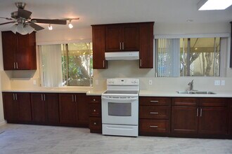 2218 Booth Rd in Honolulu, HI - Foto de edificio - Building Photo