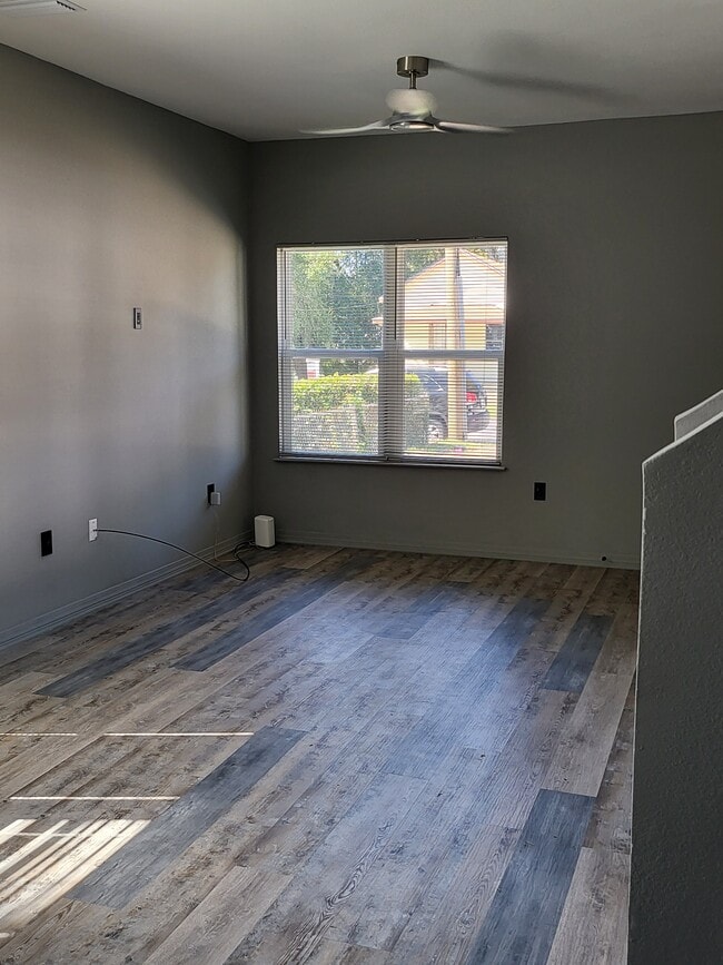 1806 N 7th Ave in Pensacola, FL - Foto de edificio - Building Photo