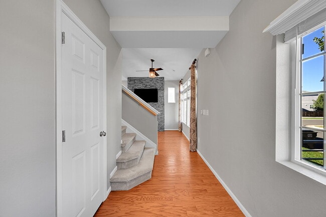 26286 E Byers Pl in Aurora, CO - Building Photo - Building Photo