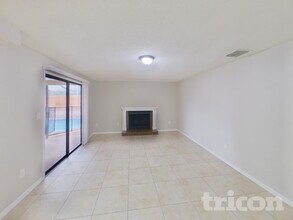 1314 Oakcrest Dr in Brandon, FL - Building Photo - Building Photo