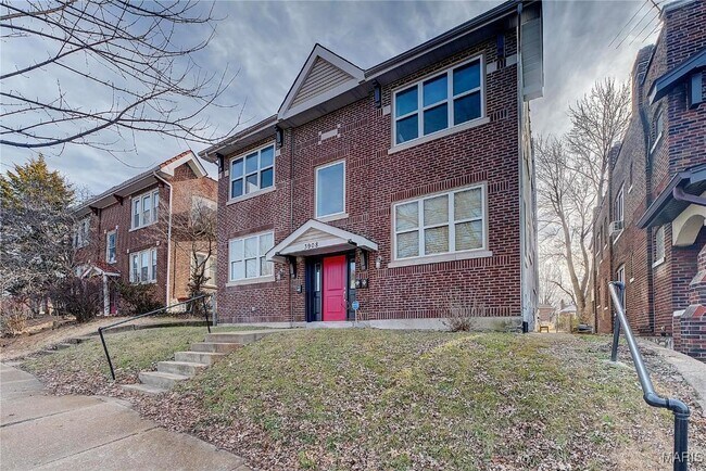 3908 McDonald Ave in St. Louis, MO - Building Photo - Building Photo