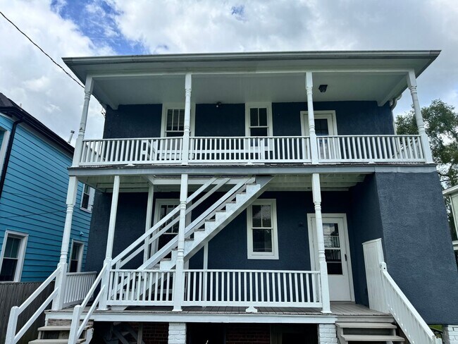 property at 3623 Carolina Ave
