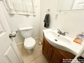 93A Hillside St, Unit 1 in Boston, MA - Building Photo - Building Photo