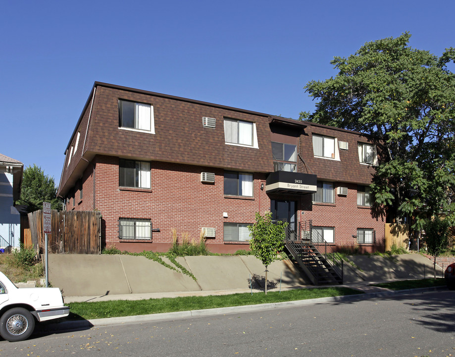 Bryant Apartments in Denver, CO - Building Photo