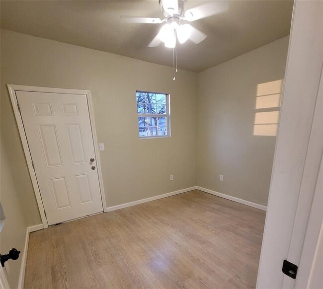 property at 506 N Beard Ave