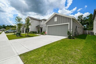 21353 Rising Fawn Rd in Porter, TX - Building Photo - Building Photo