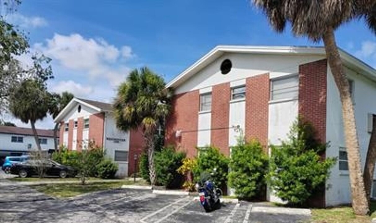 3100 36th St N in St. Petersburg, FL - Building Photo