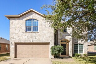121 Castle Dr in Hutto, TX - Building Photo
