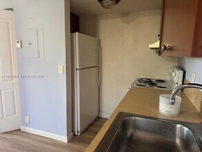 2046 NW 43 Terrace in Lauderhill, FL - Building Photo - Building Photo