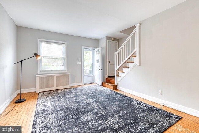 property at 1011 W 42nd St