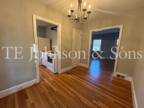 864 Fenimore St in Winston-Salem, NC - Building Photo - Building Photo